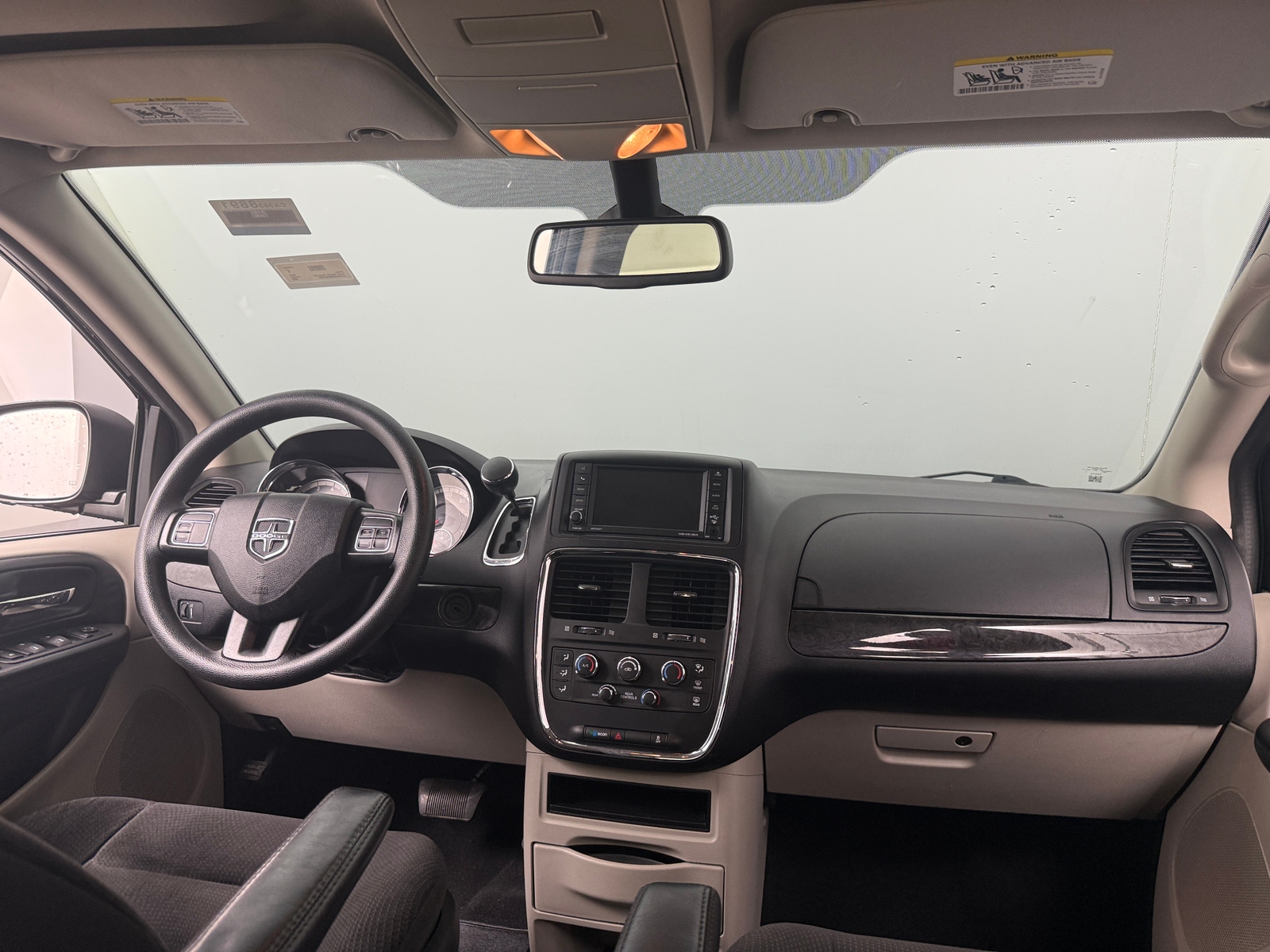 Thumbnail: 2019 Dodge Grand Caravan - 3