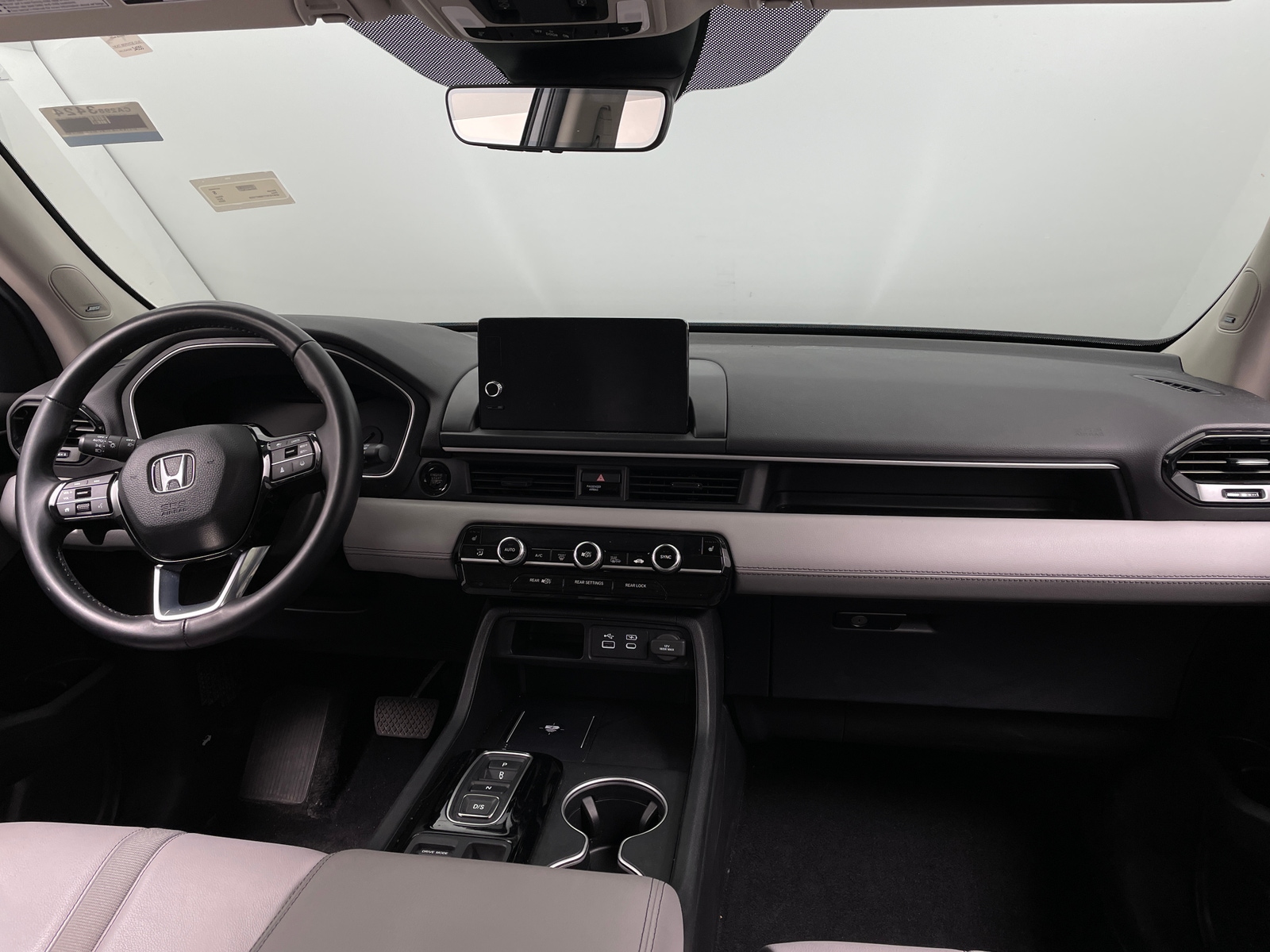 Thumbnail: 2025 Honda Pilot - 2