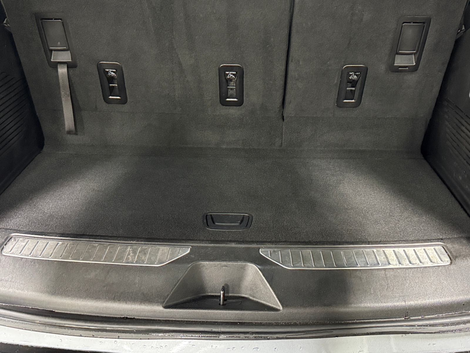 Thumbnail: 2023 Chevrolet Tahoe - 6