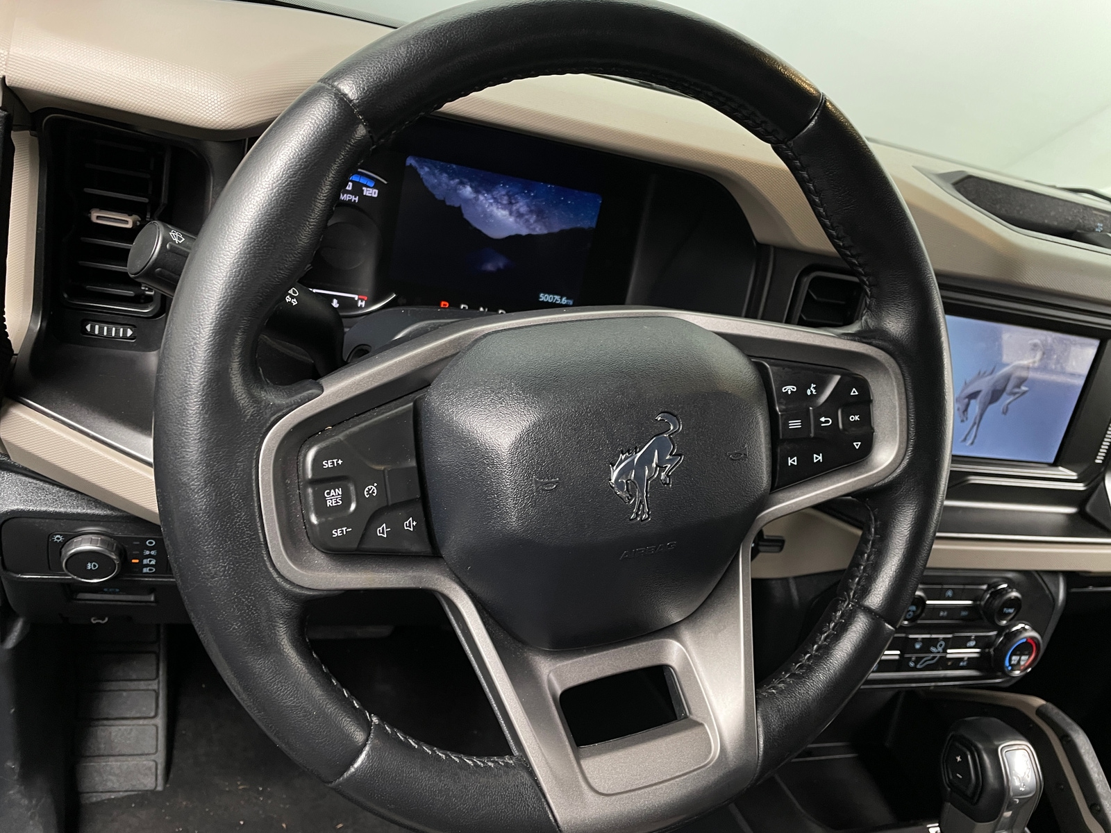 Thumbnail: 2021 Ford Bronco - 5