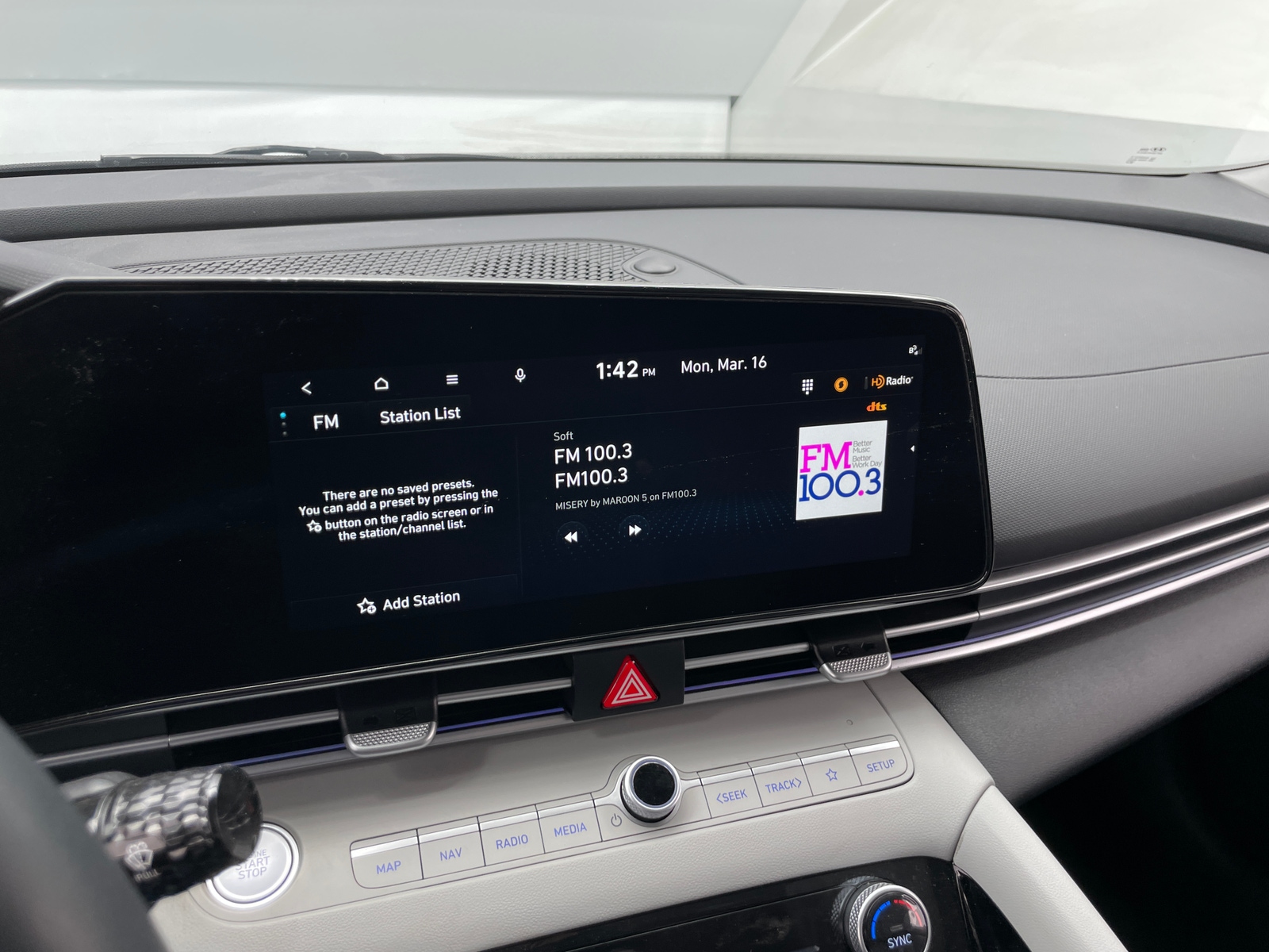 Thumbnail: 2025 Hyundai Elantra - 3