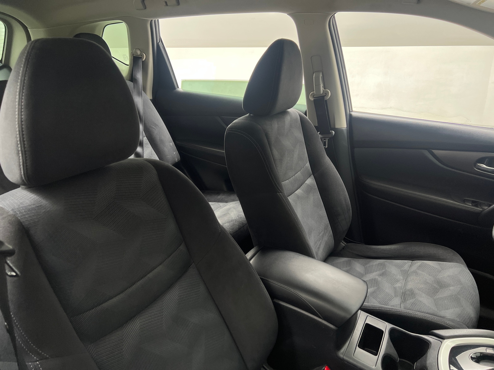 Thumbnail: 2016 Nissan Rogue - 2