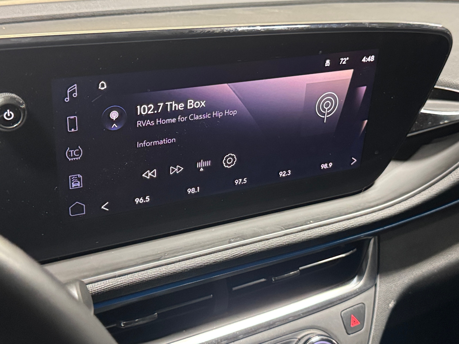 Thumbnail: 2024 Buick Envista - 3