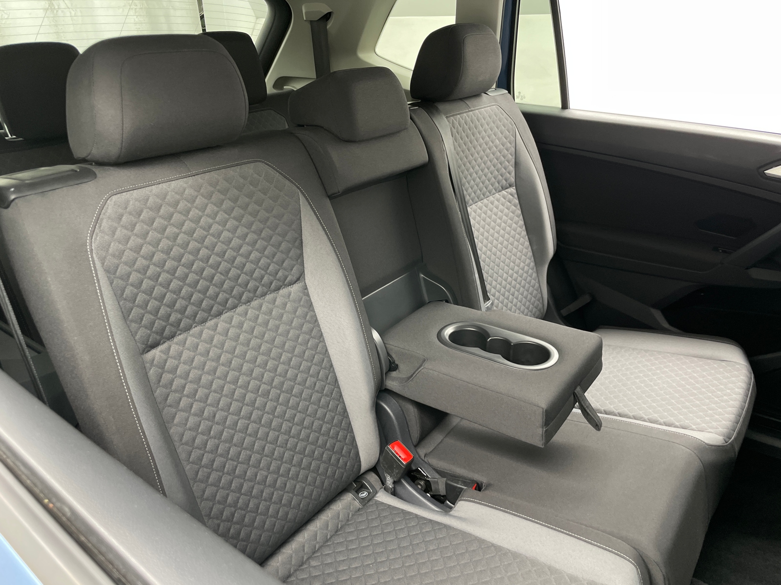 Thumbnail: 2019 Volkswagen Tiguan - 6