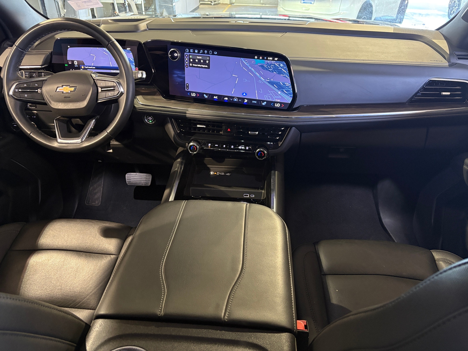 Thumbnail: 2025 Chevrolet Tahoe - 2