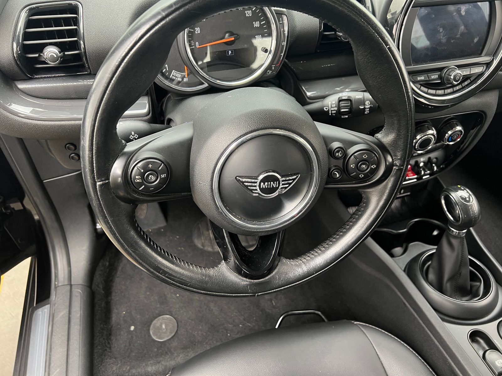Thumbnail: 2019 MINI Cooper Clubman - 4