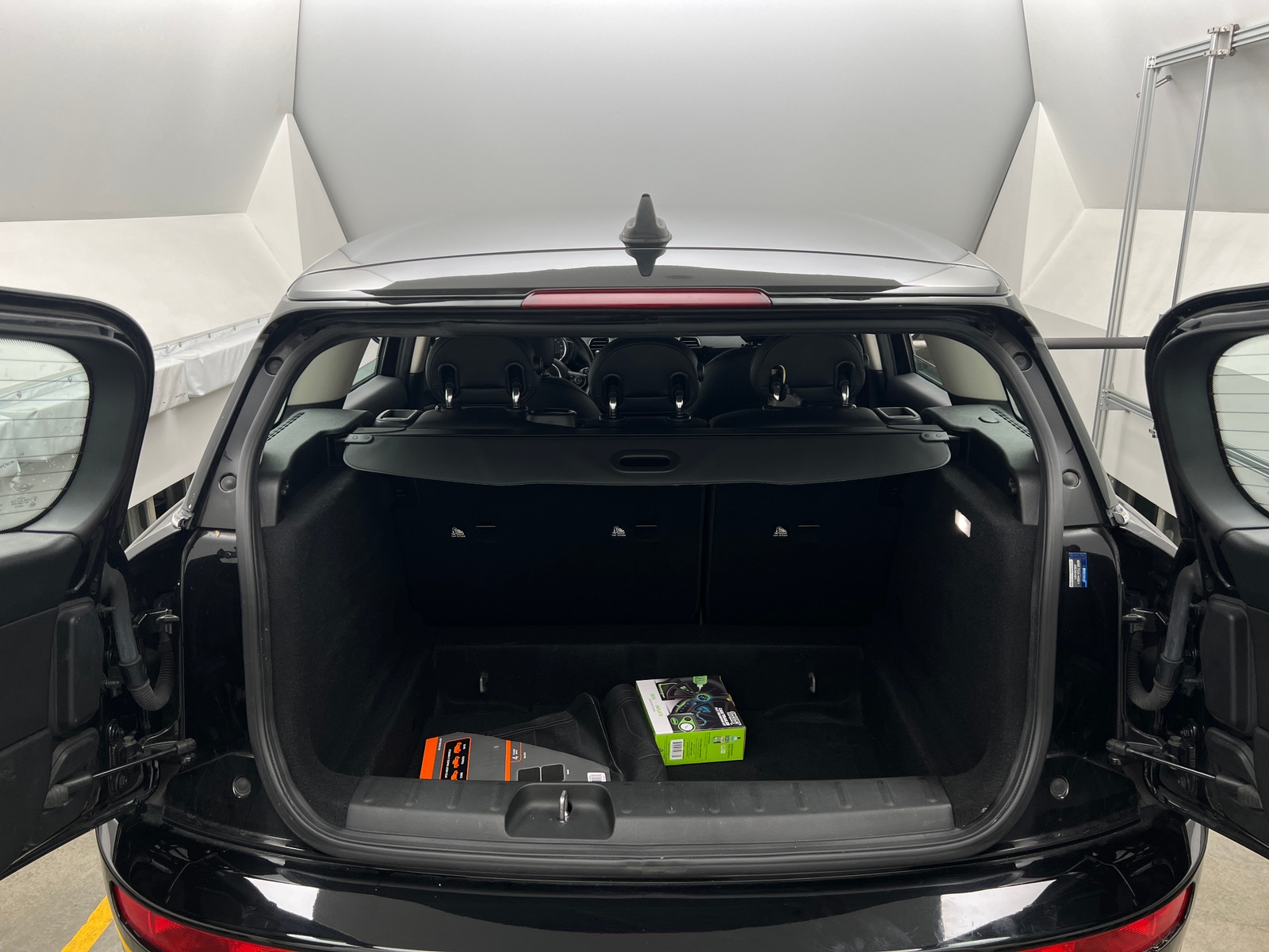 Thumbnail: 2019 MINI Cooper Clubman - 6