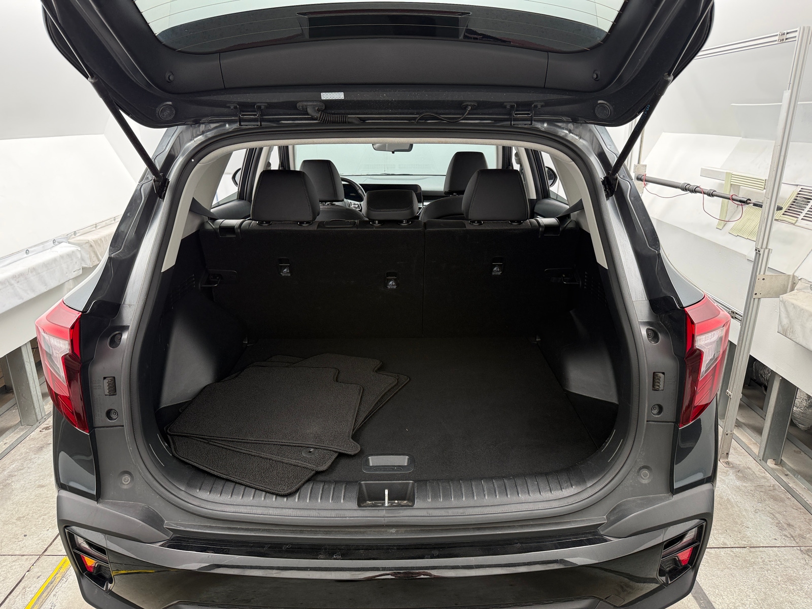 Thumbnail: 2025 Kia Seltos - 7