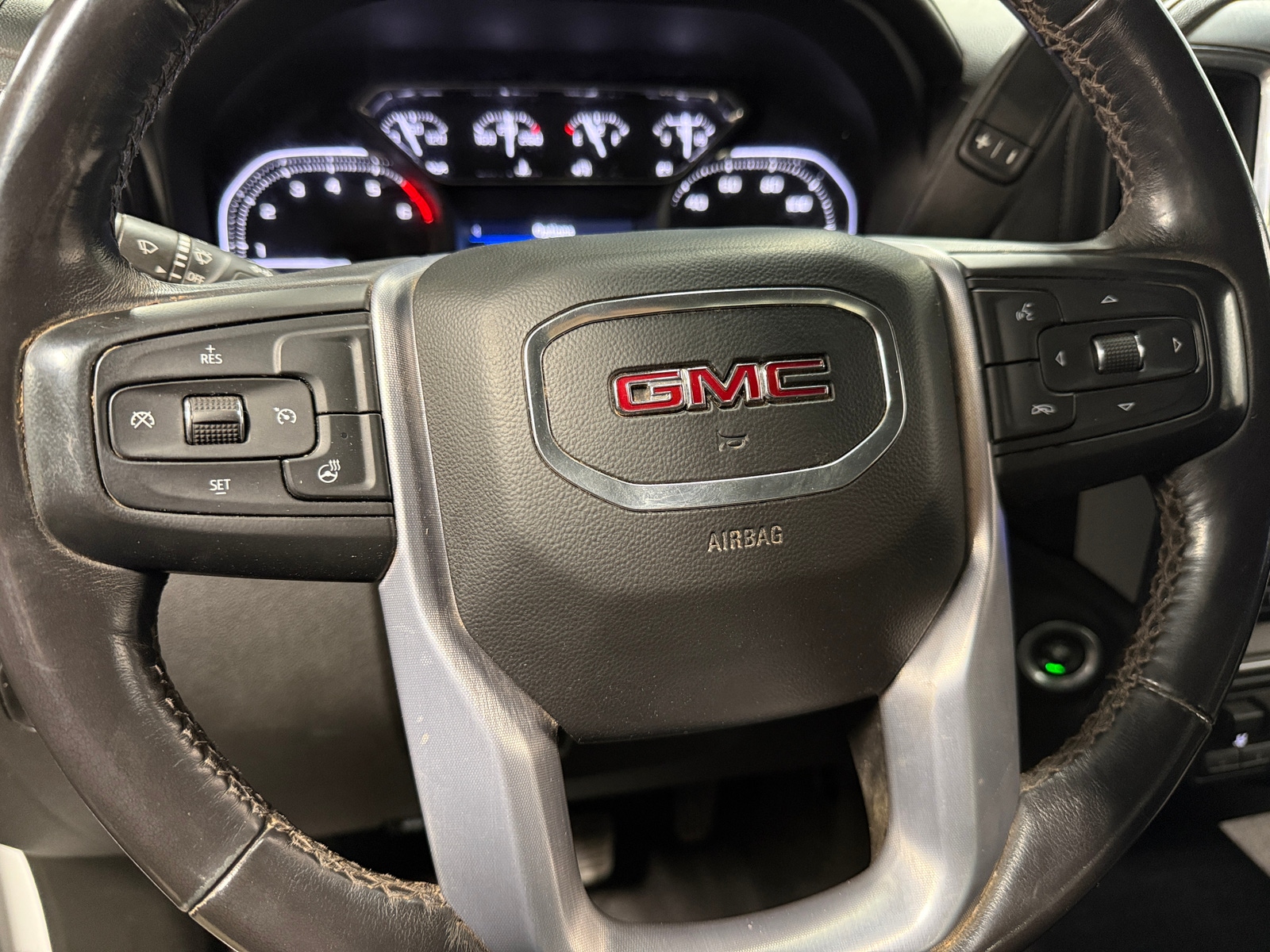 Thumbnail: 2022 GMC Sierra 2500 - 5