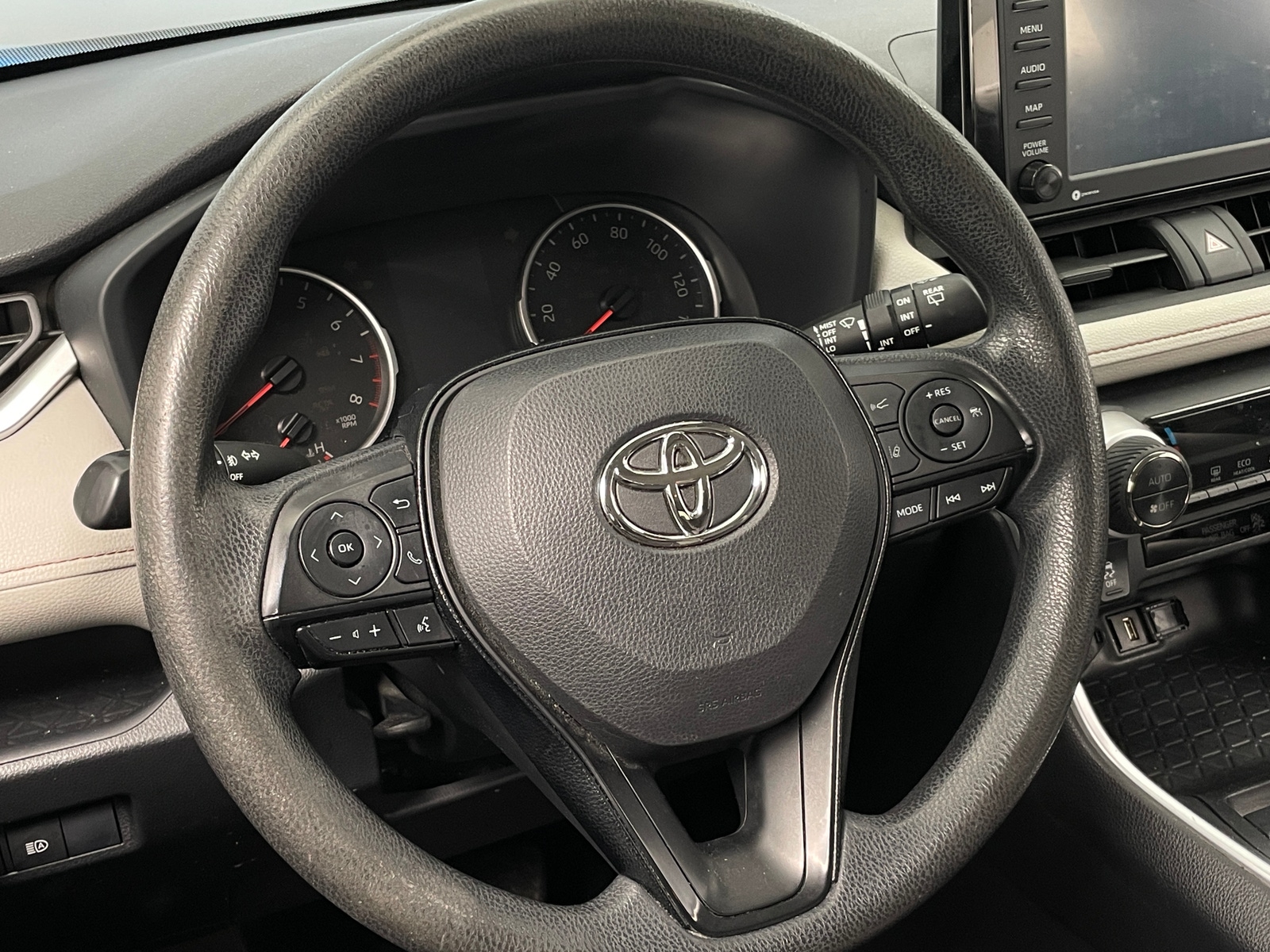 Thumbnail: 2021 Toyota RAV4 - 5