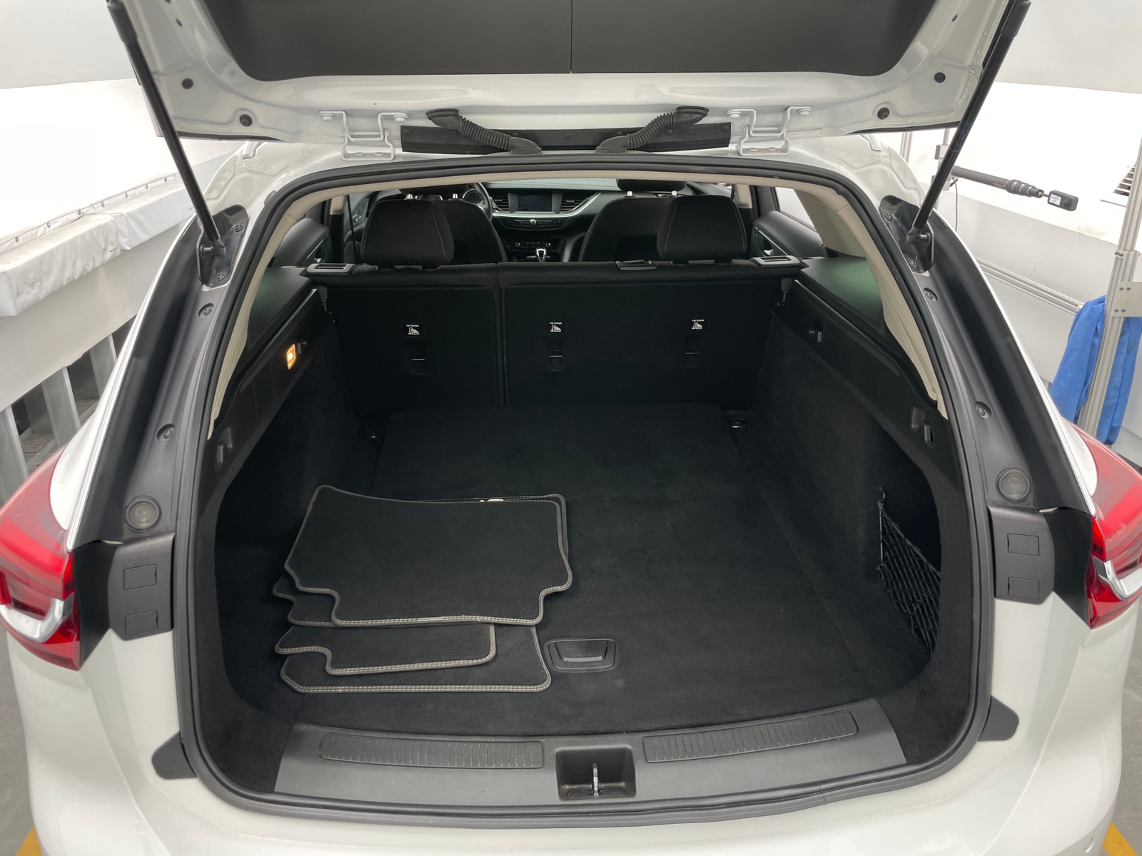 Thumbnail: 2019 Buick Regal - 7