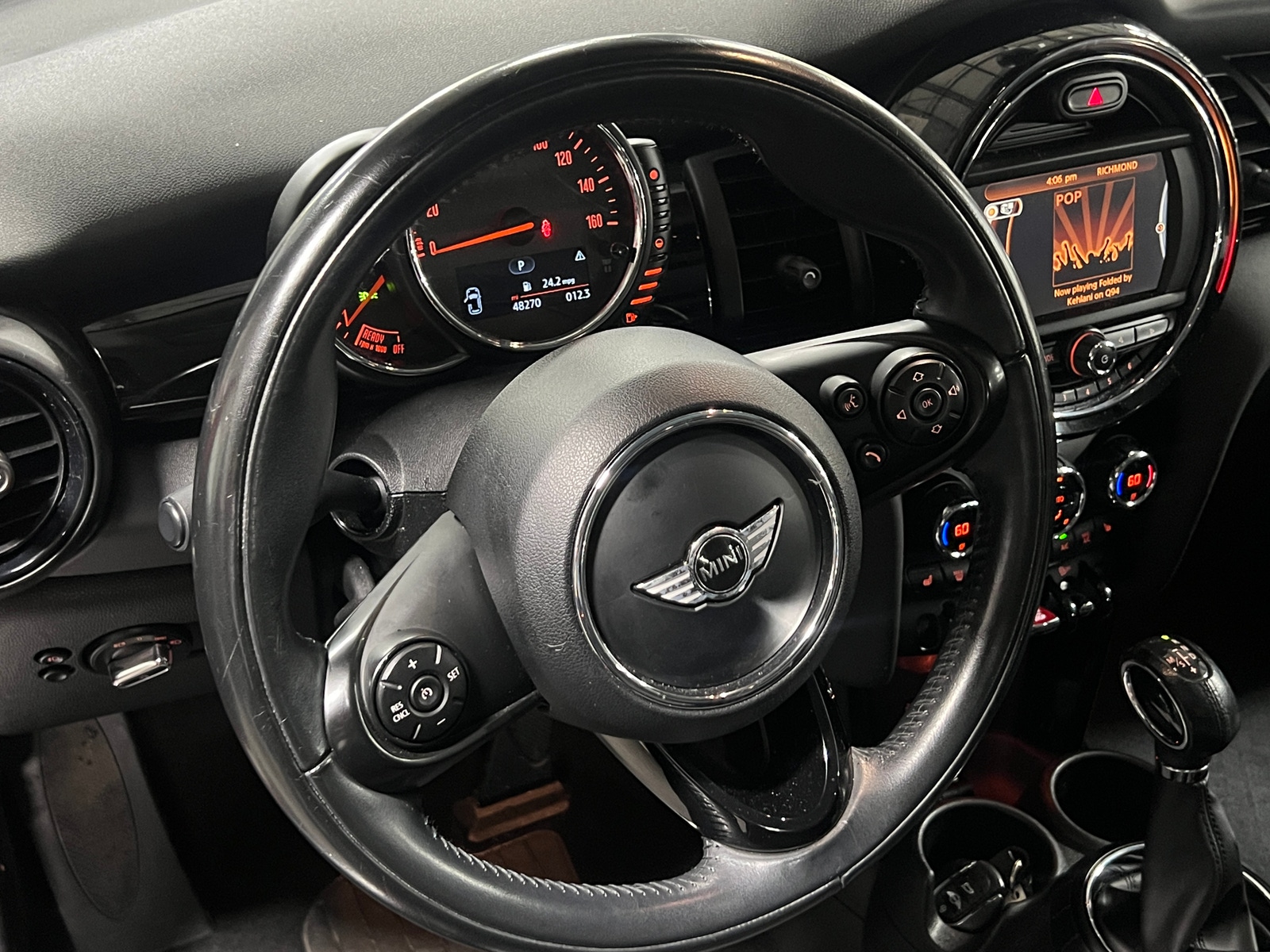 Thumbnail: 2016 MINI Cooper Hardtop - 4