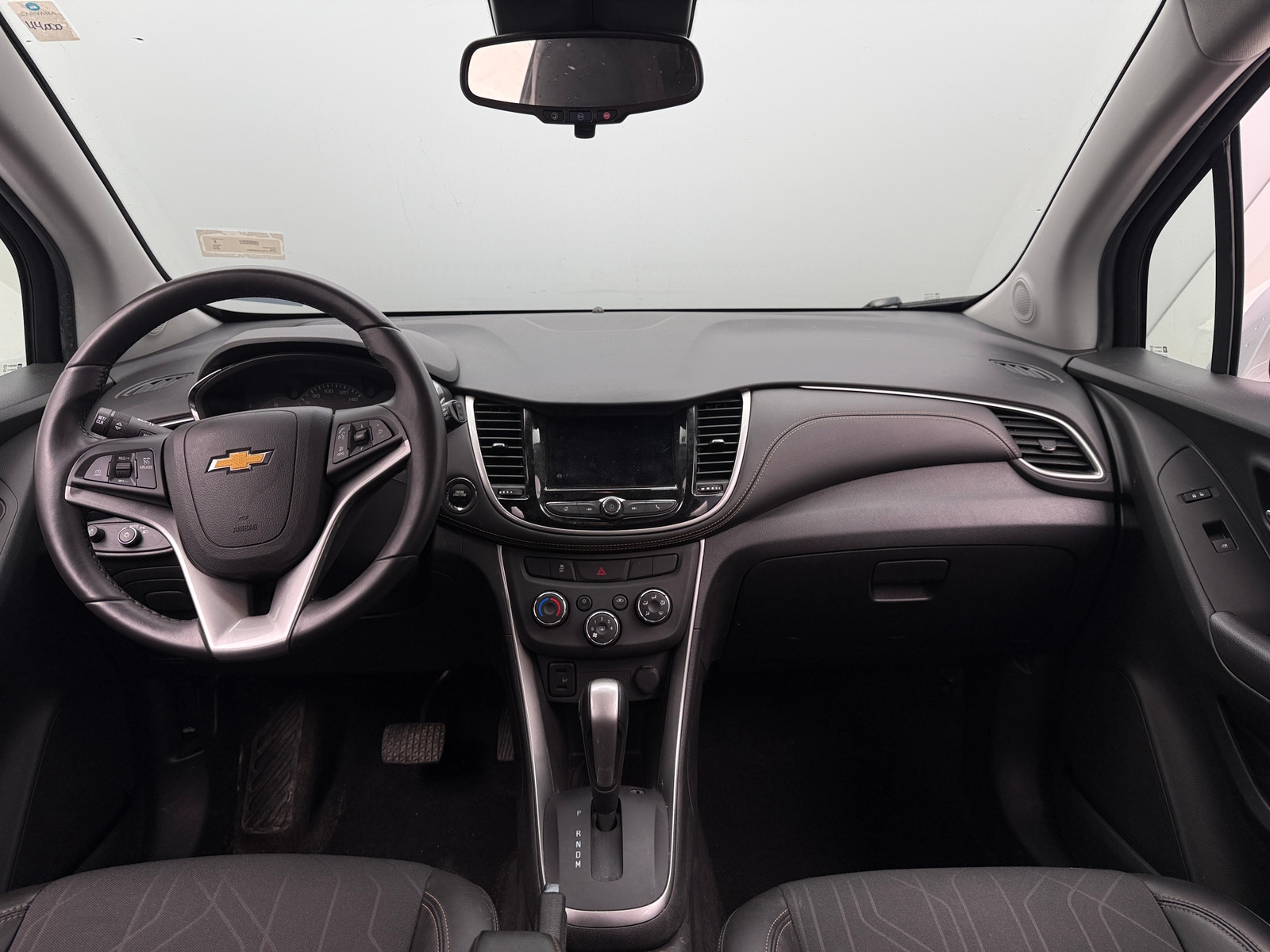 Thumbnail: 2018 Chevrolet Trax - 3