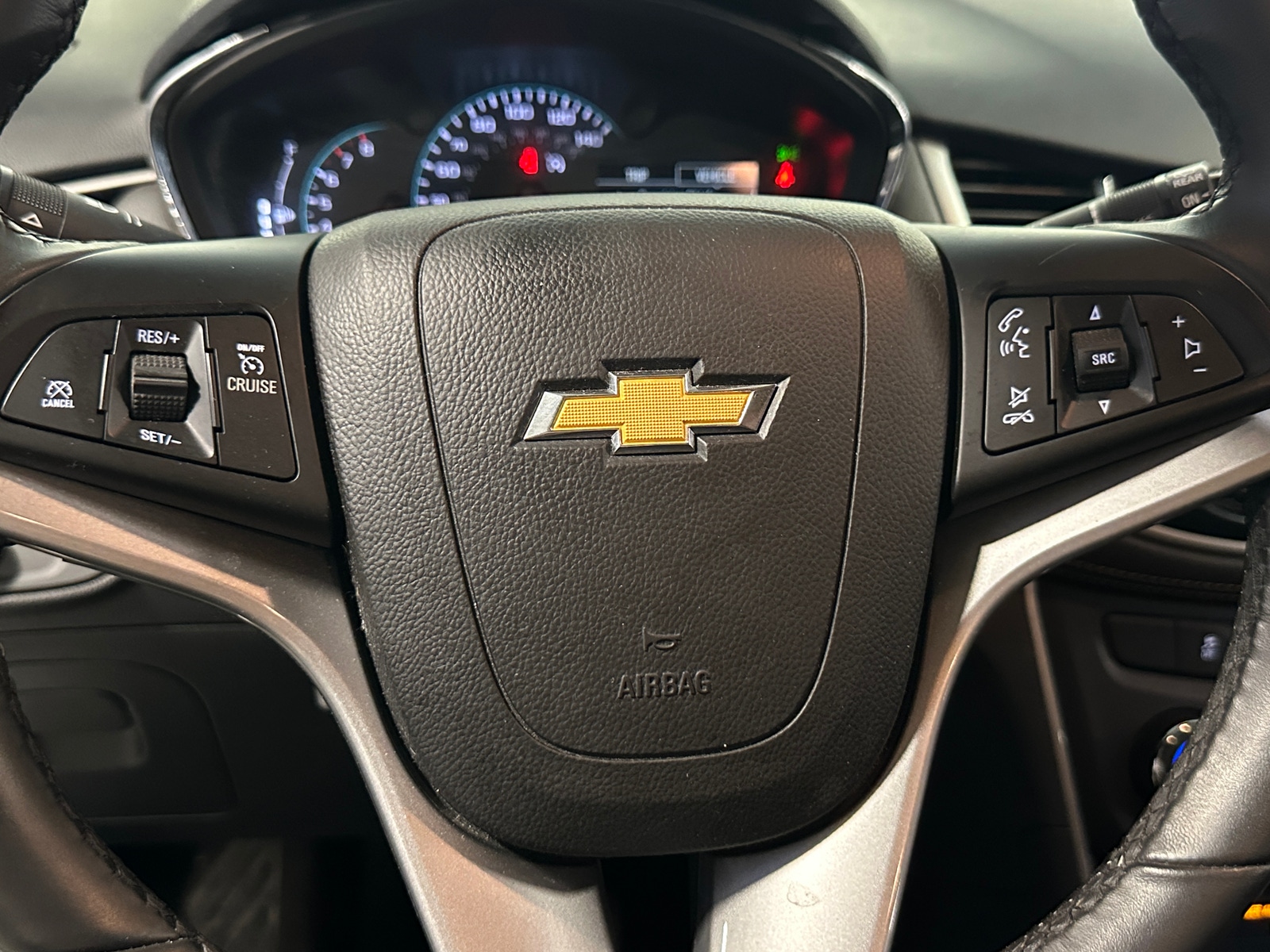 Thumbnail: 2018 Chevrolet Trax - 5