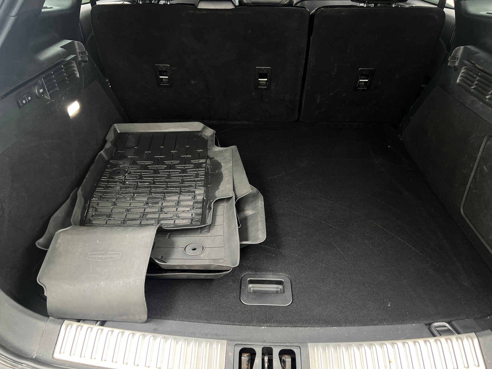 Thumbnail: 2019 Lincoln Nautilus - 6