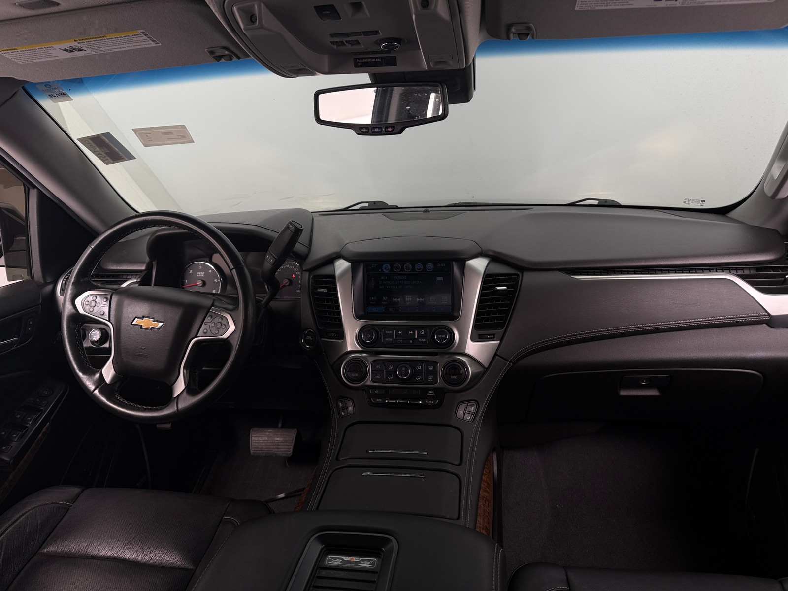 Thumbnail: 2019 Chevrolet Tahoe - 2