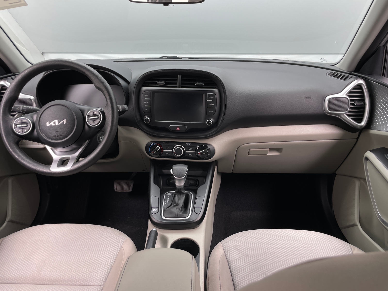 Thumbnail: 2023 Kia Soul - 3