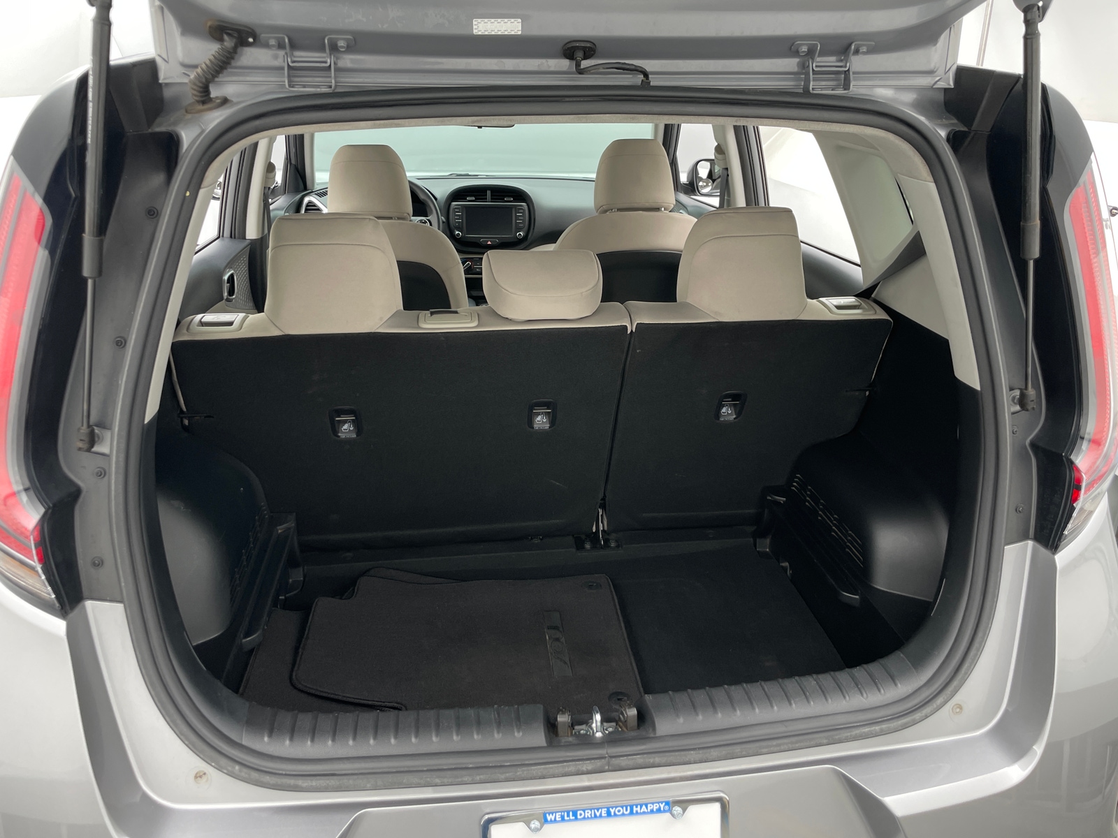 Thumbnail: 2023 Kia Soul - 7