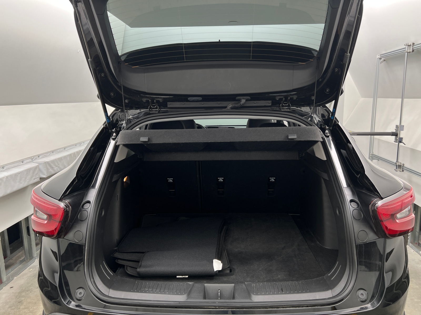 Thumbnail: 2025 Chevrolet Trax - 7