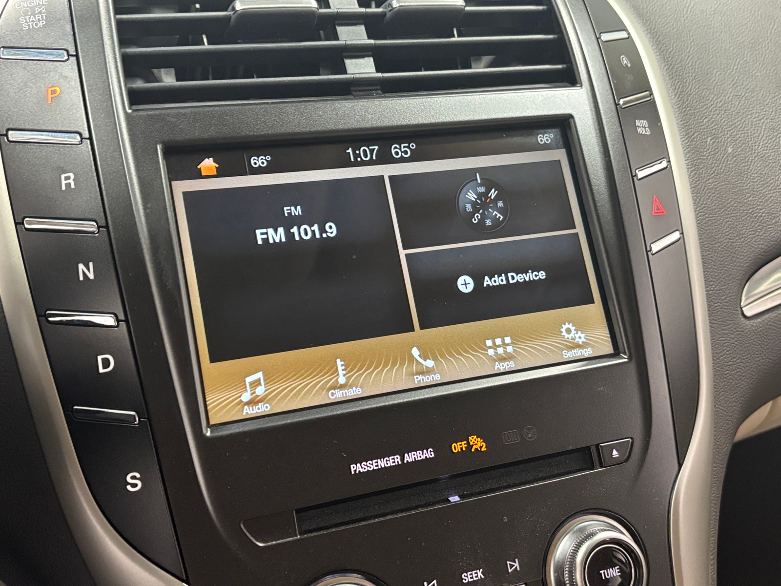 Thumbnail: 2019 Lincoln MKC - 3