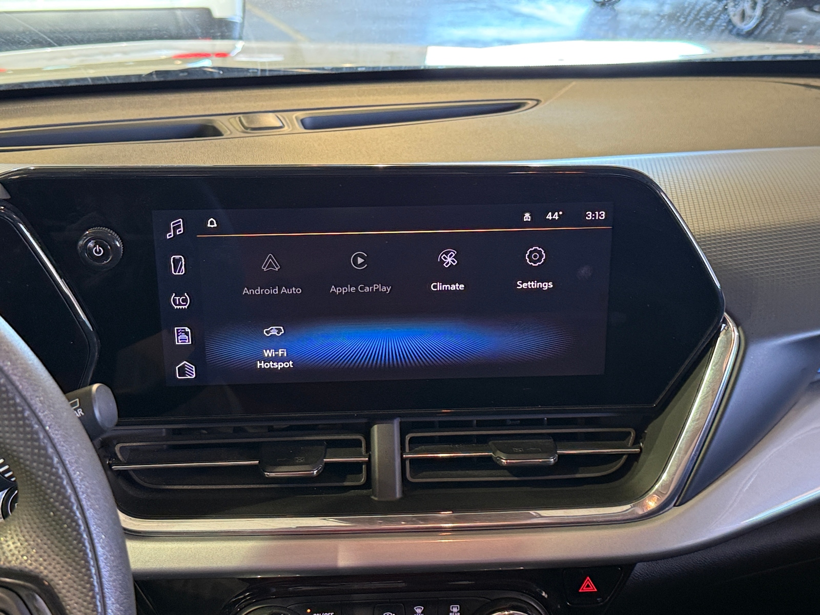 Thumbnail: 2025 Chevrolet Trax - 4