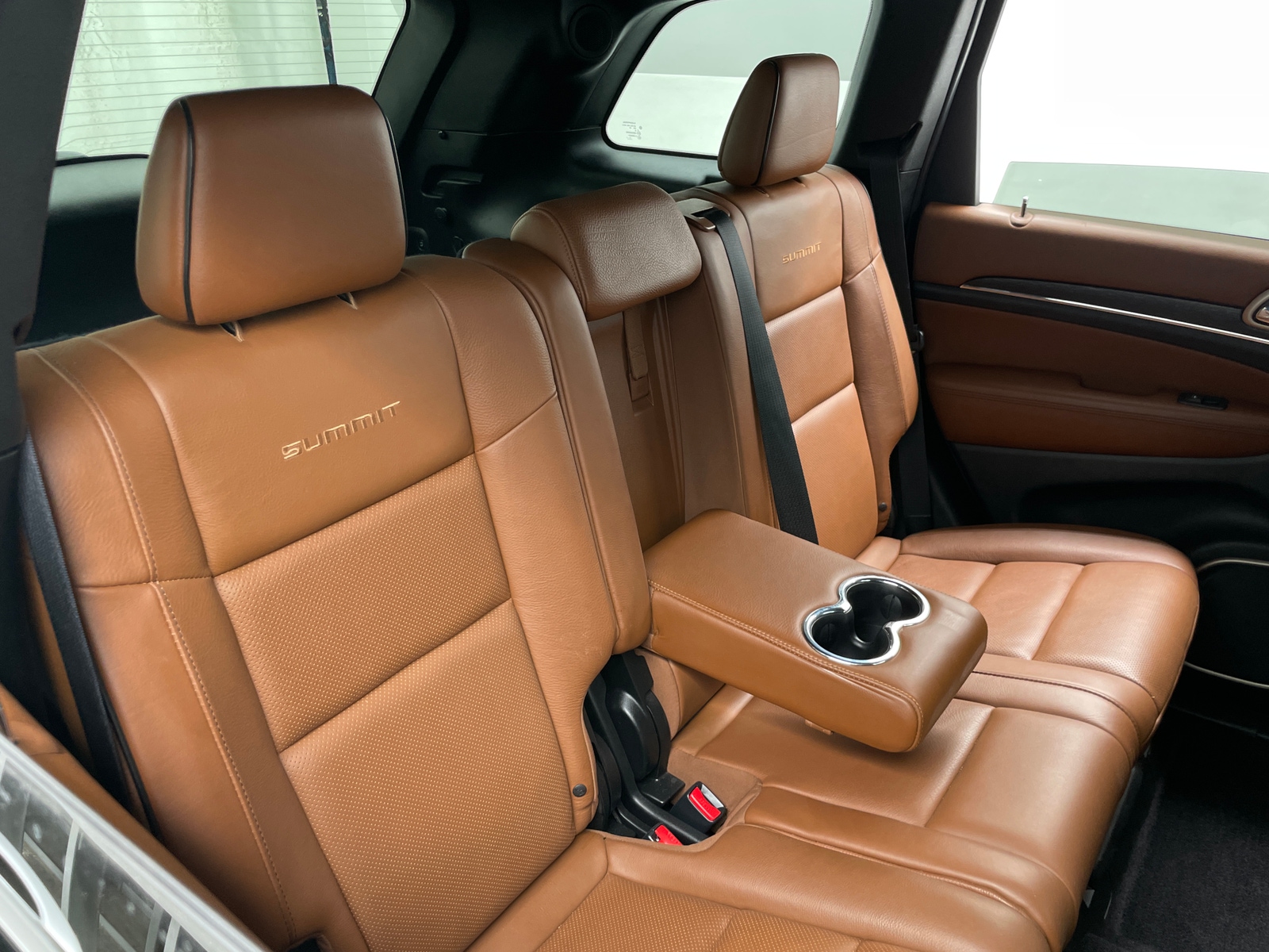 Thumbnail: 2017 Jeep Grand Cherokee - 5