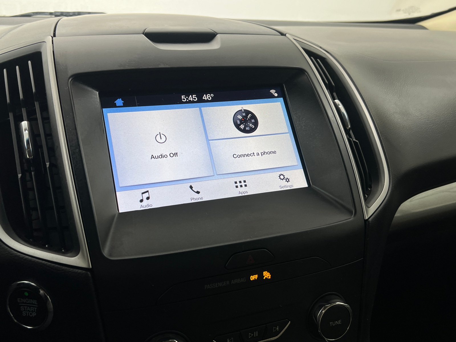 Thumbnail: 2019 Ford Edge - 4