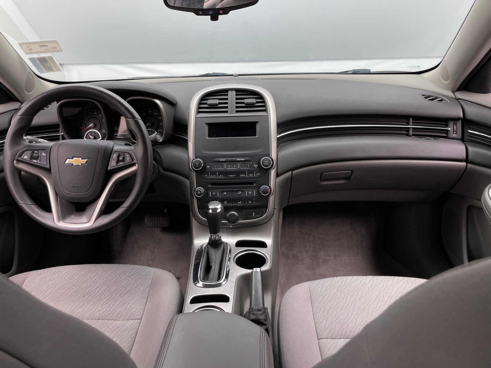 Thumbnail: 2015 Chevrolet Malibu - 3
