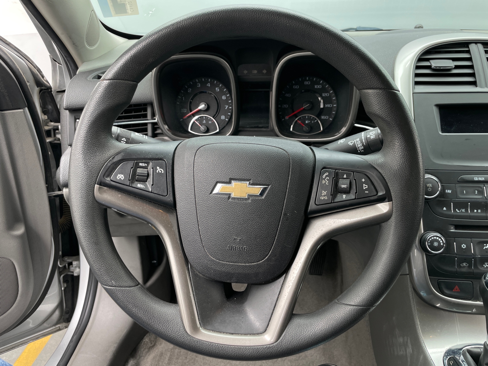 Thumbnail: 2015 Chevrolet Malibu - 5