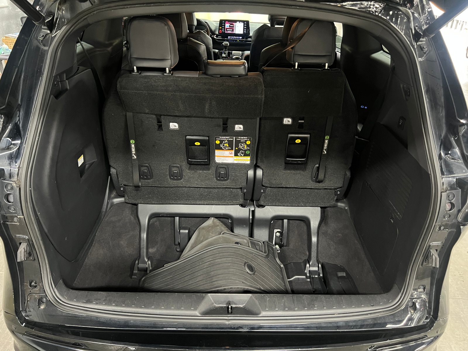 Thumbnail: 2021 Toyota Sienna - 6