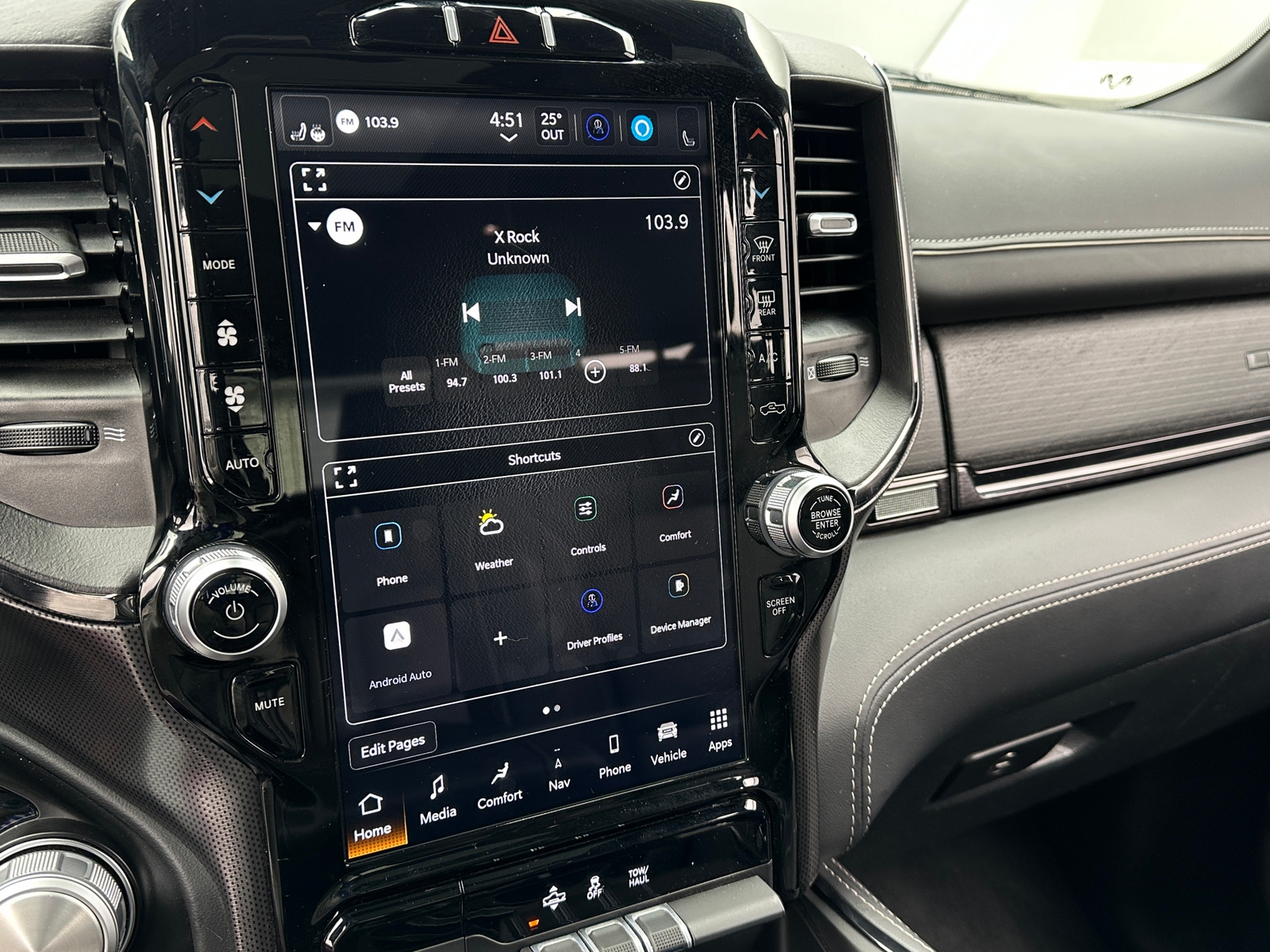 Thumbnail: 2024 RAM 1500 - 3