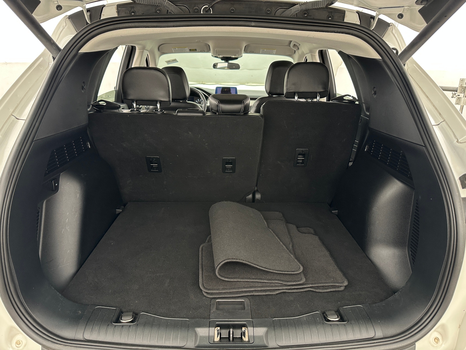 Thumbnail: 2022 Ford Escape - 6