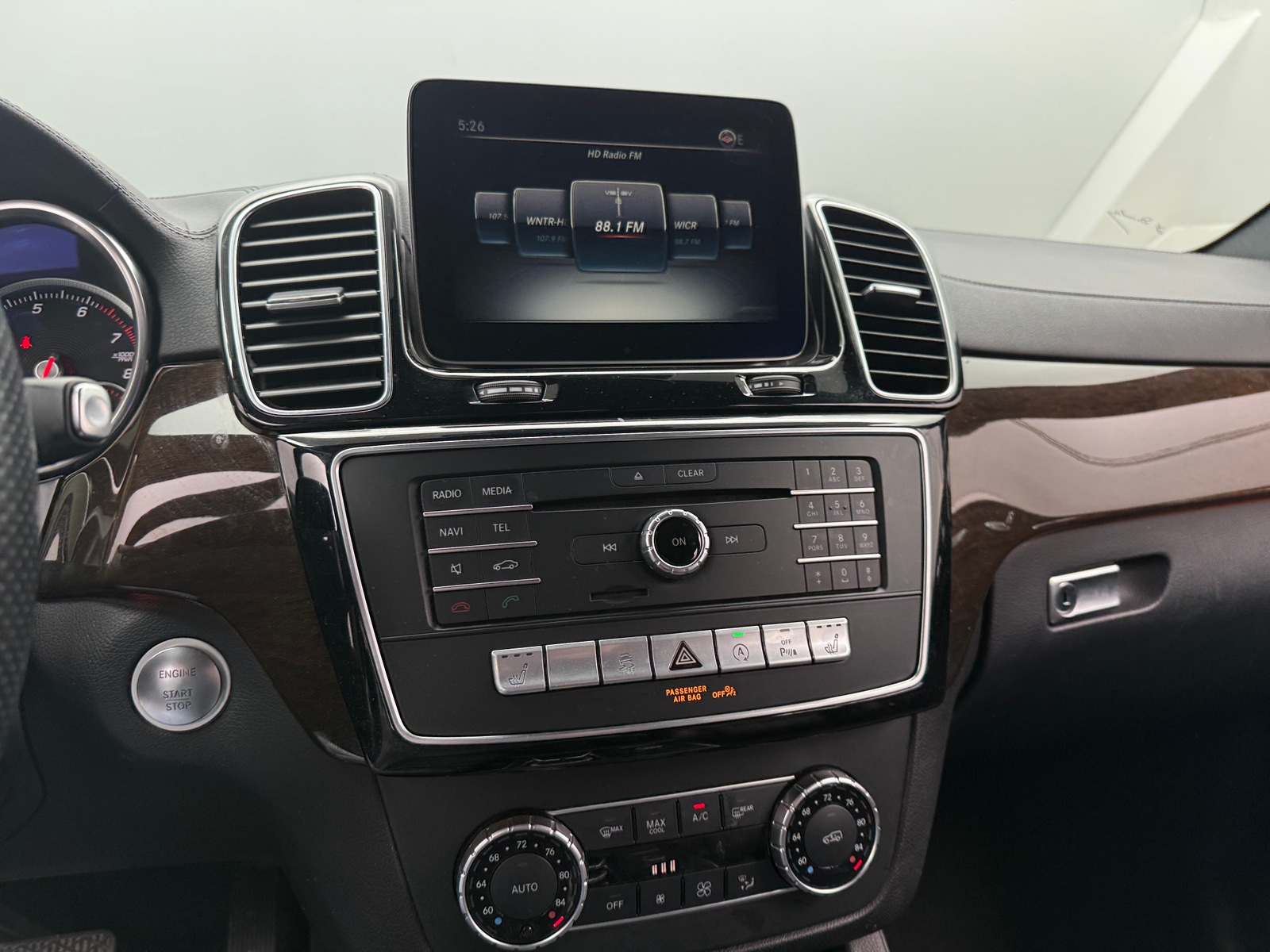 Thumbnail: 2017 Mercedes-Benz GLS - 3