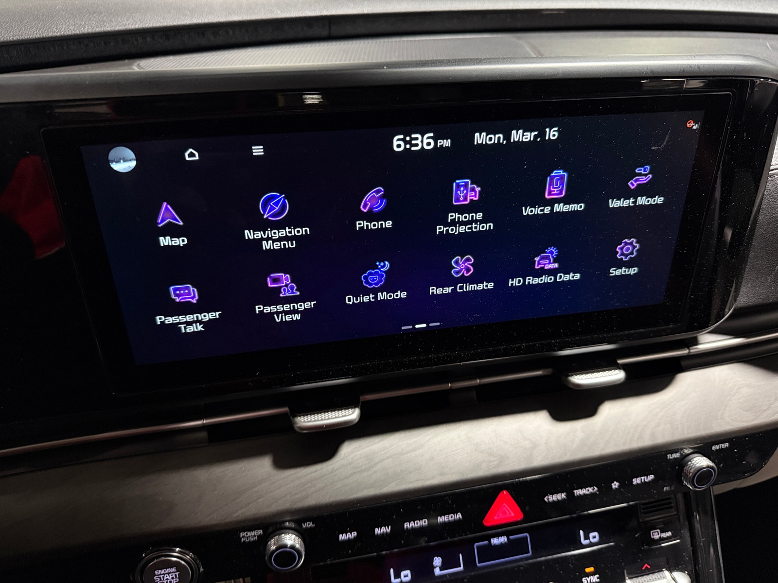 Thumbnail: 2023 Kia Carnival - 3