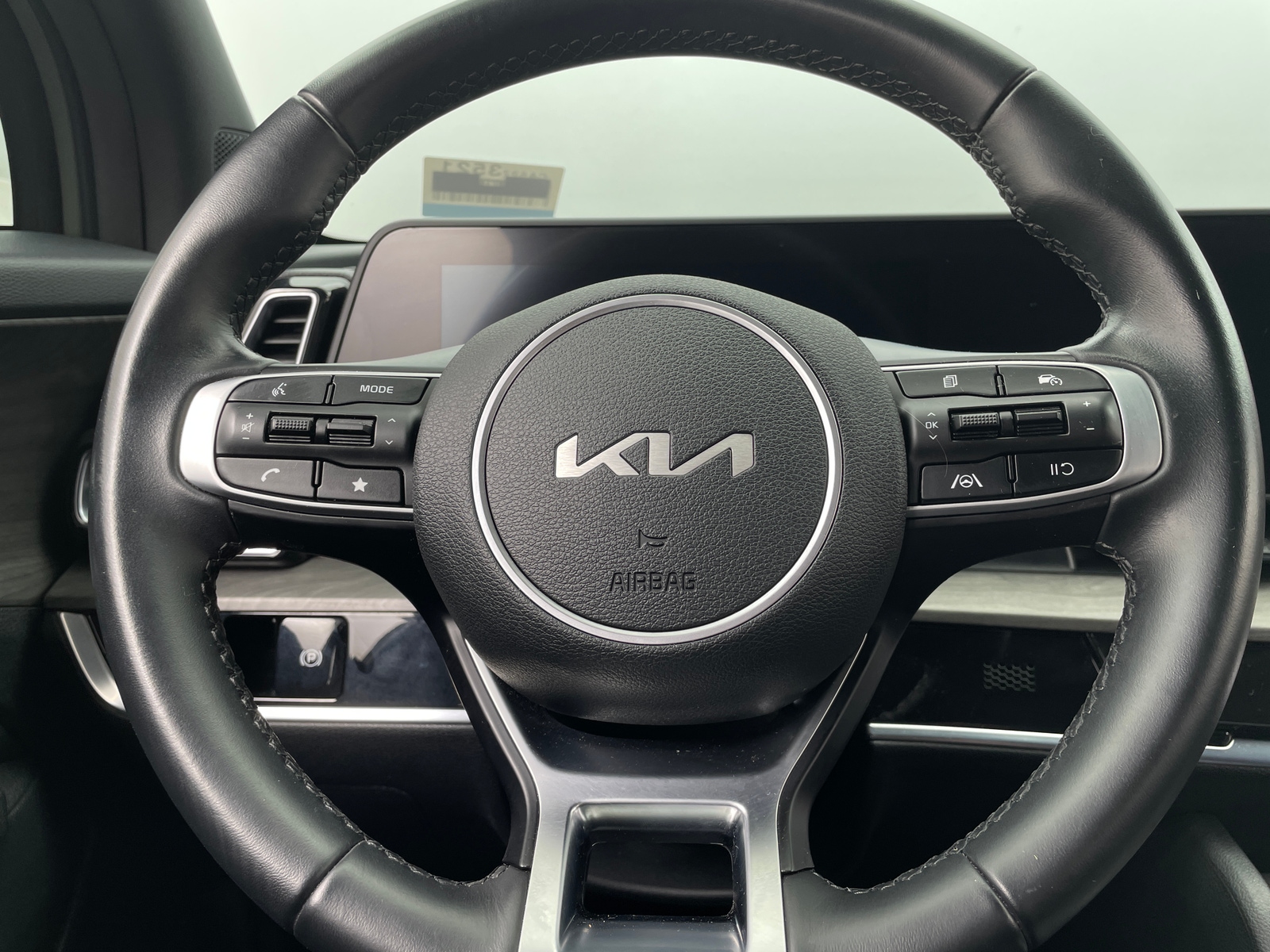 Thumbnail: 2023 Kia Sportage - 4