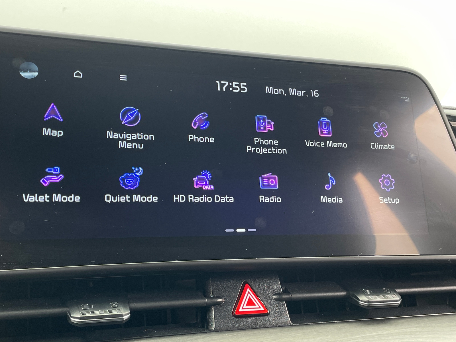 Thumbnail: 2023 Kia Sportage - 3