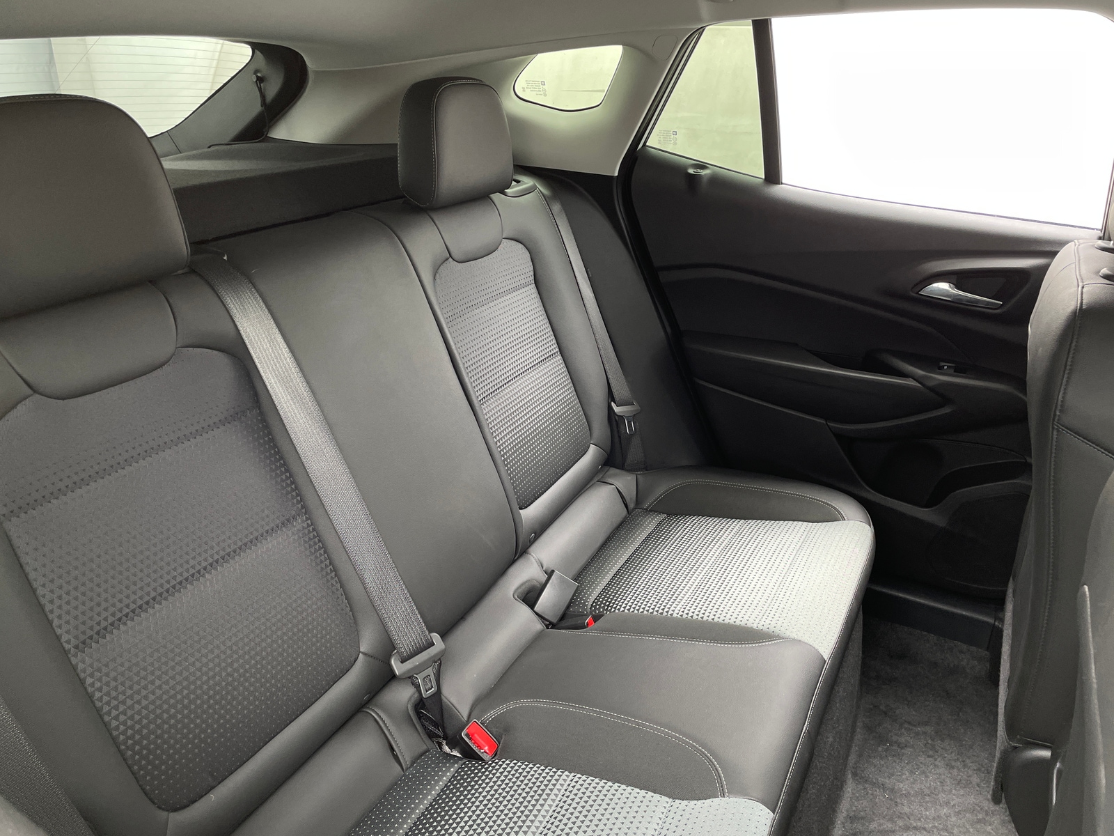 Thumbnail: 2025 Chevrolet Trax - 6