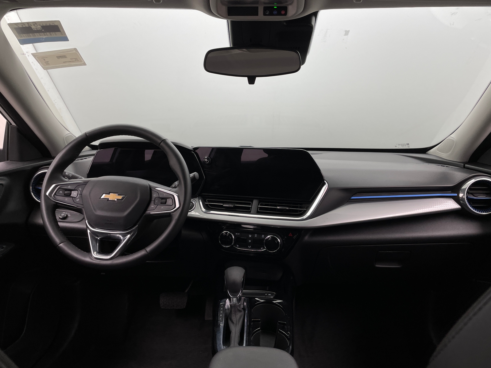 Thumbnail: 2025 Chevrolet Trax - 3