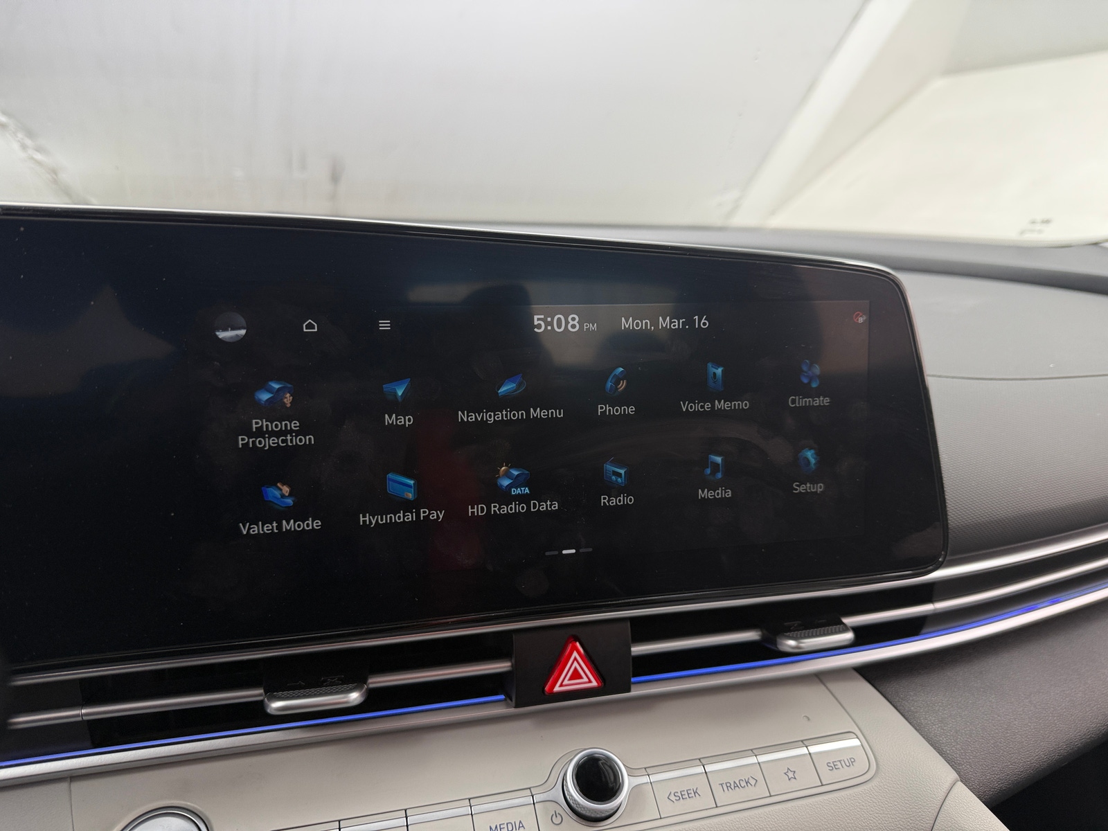 Thumbnail: 2023 Hyundai Elantra - 3