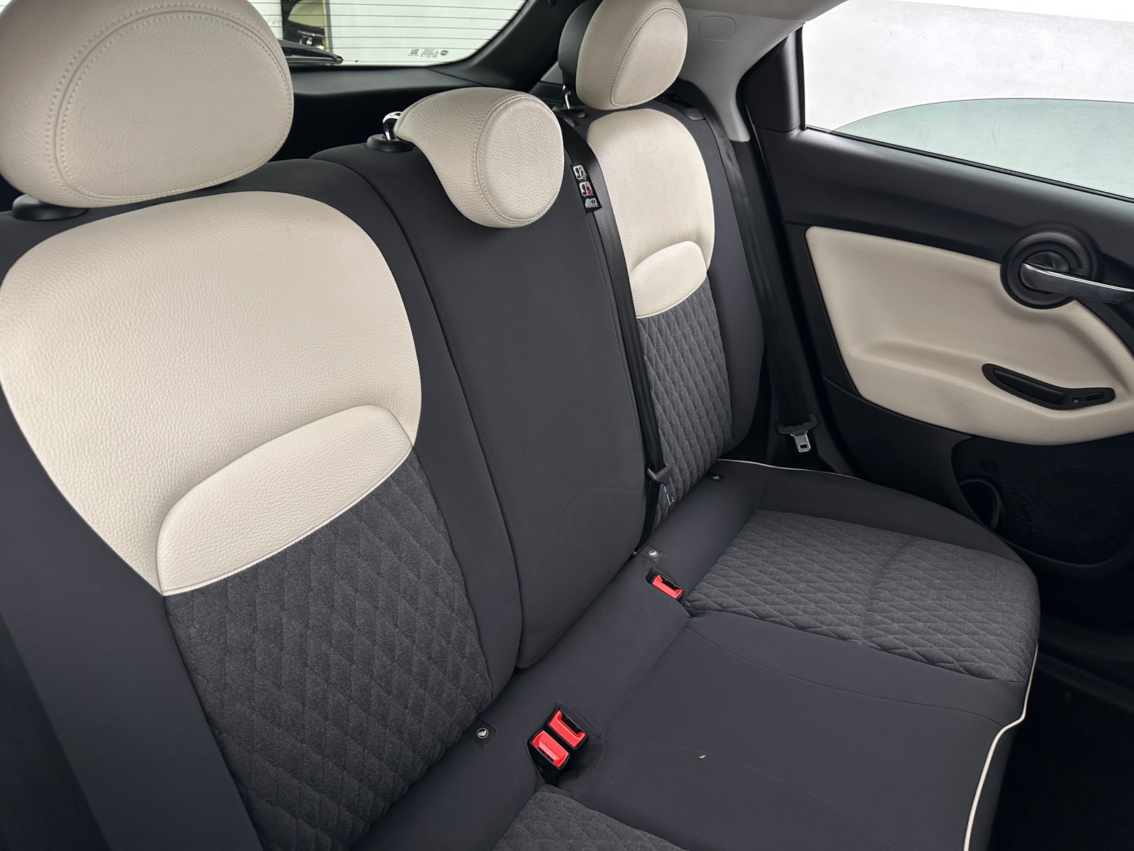 Thumbnail: 2020 Fiat 500X - 6