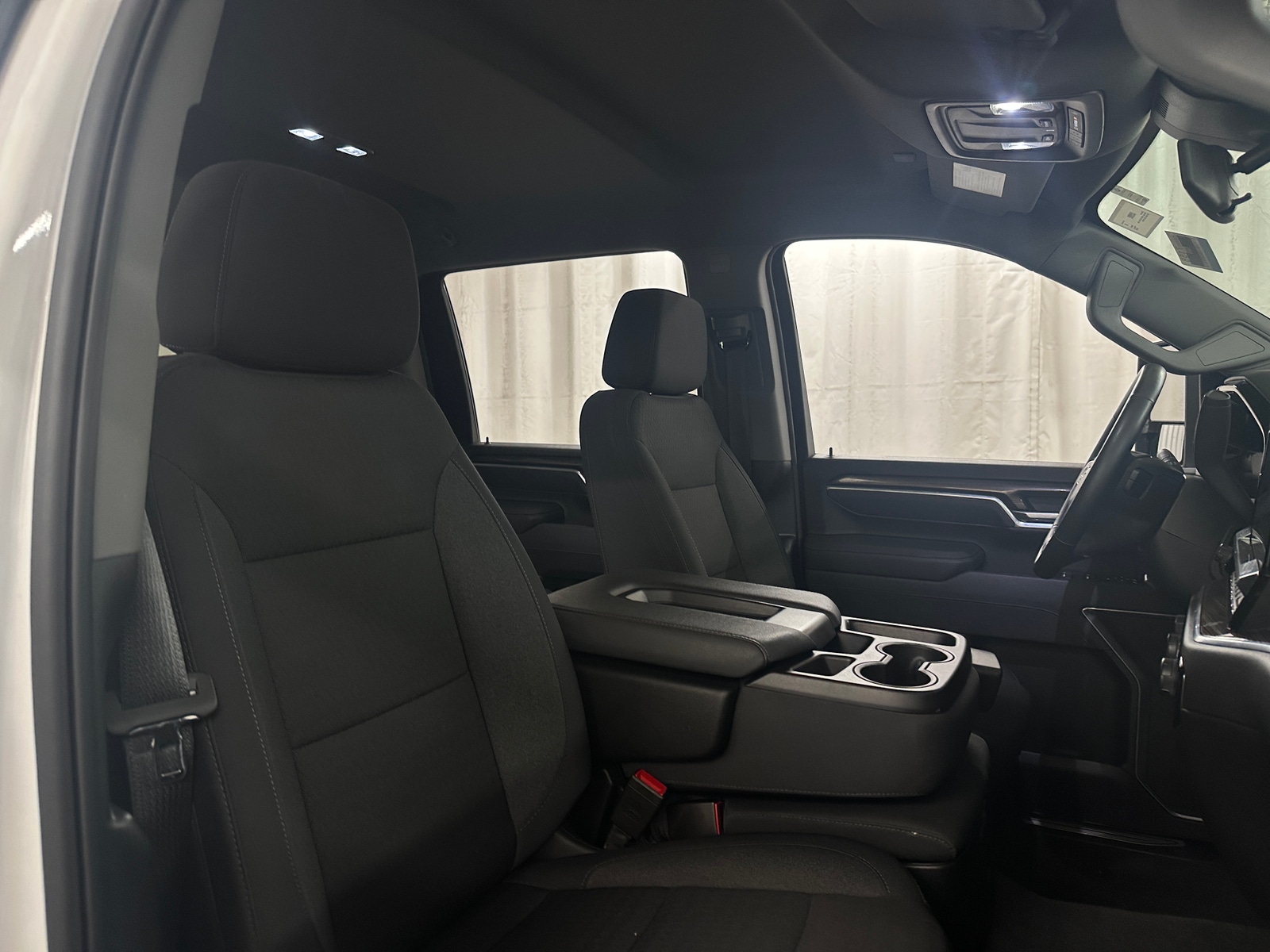 Thumbnail: 2025 Chevrolet Silverado 2500 - 2