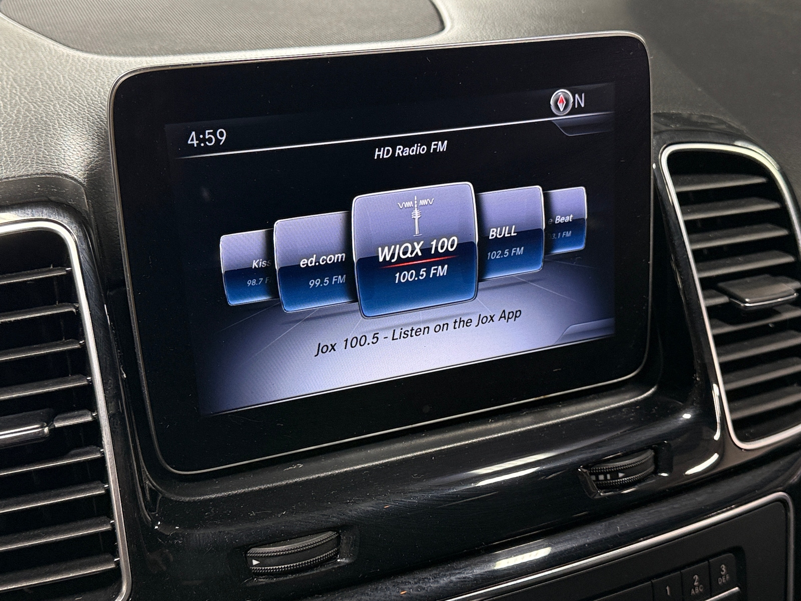 Thumbnail: 2018 Mercedes-Benz GLE - 3