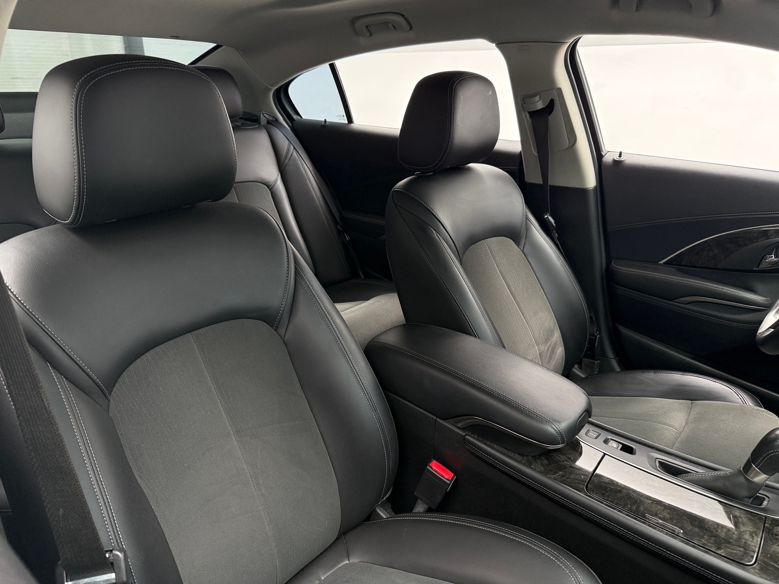 Thumbnail: 2016 Buick LaCrosse - 2