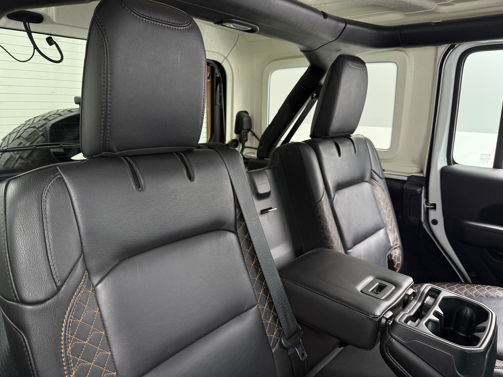 Thumbnail: 2020 Jeep Wrangler - 5