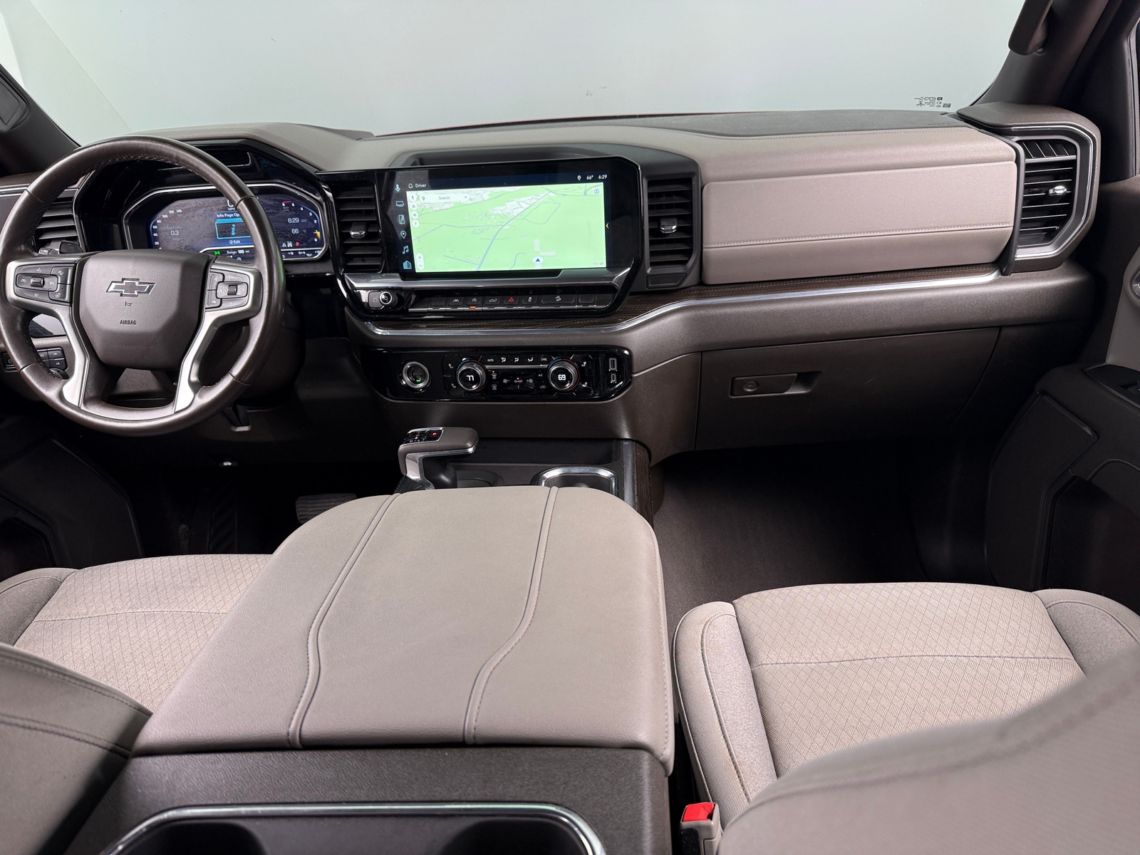 Thumbnail: 2023 Chevrolet Silverado 1500 - 3