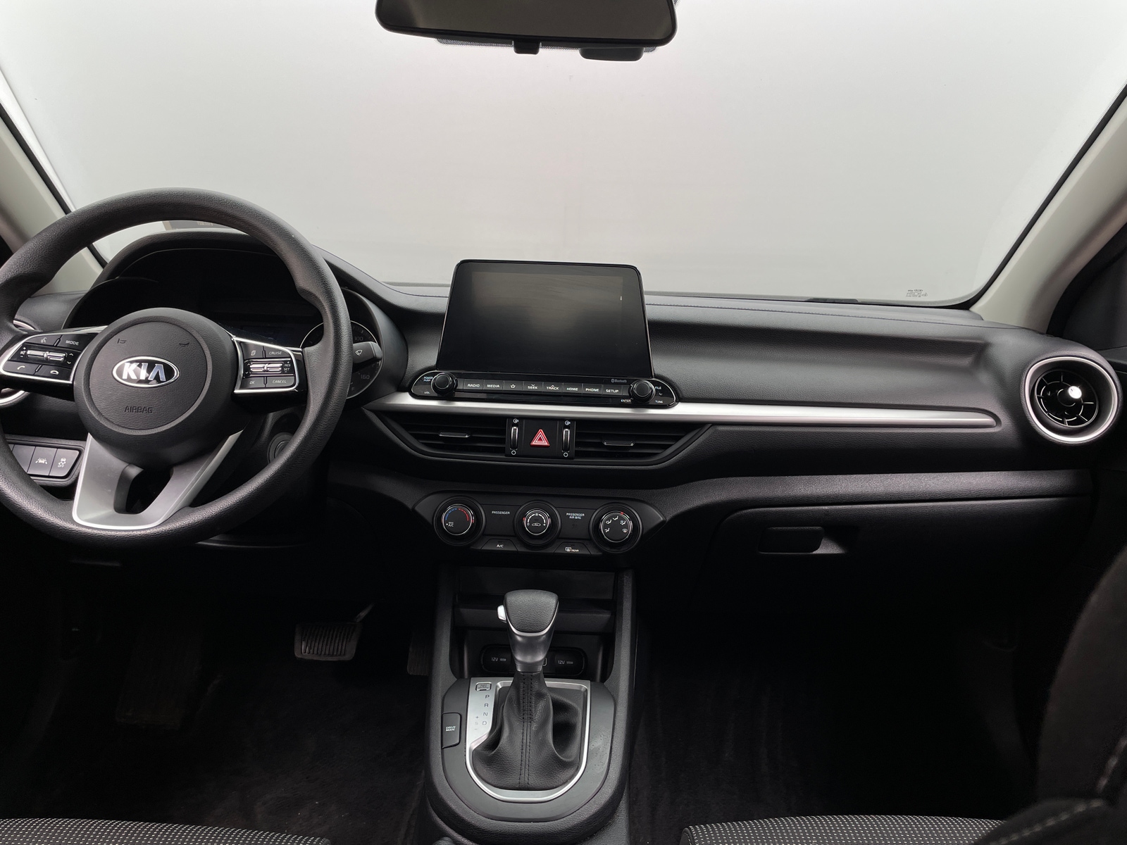 Thumbnail: 2020 Kia Forte - 3