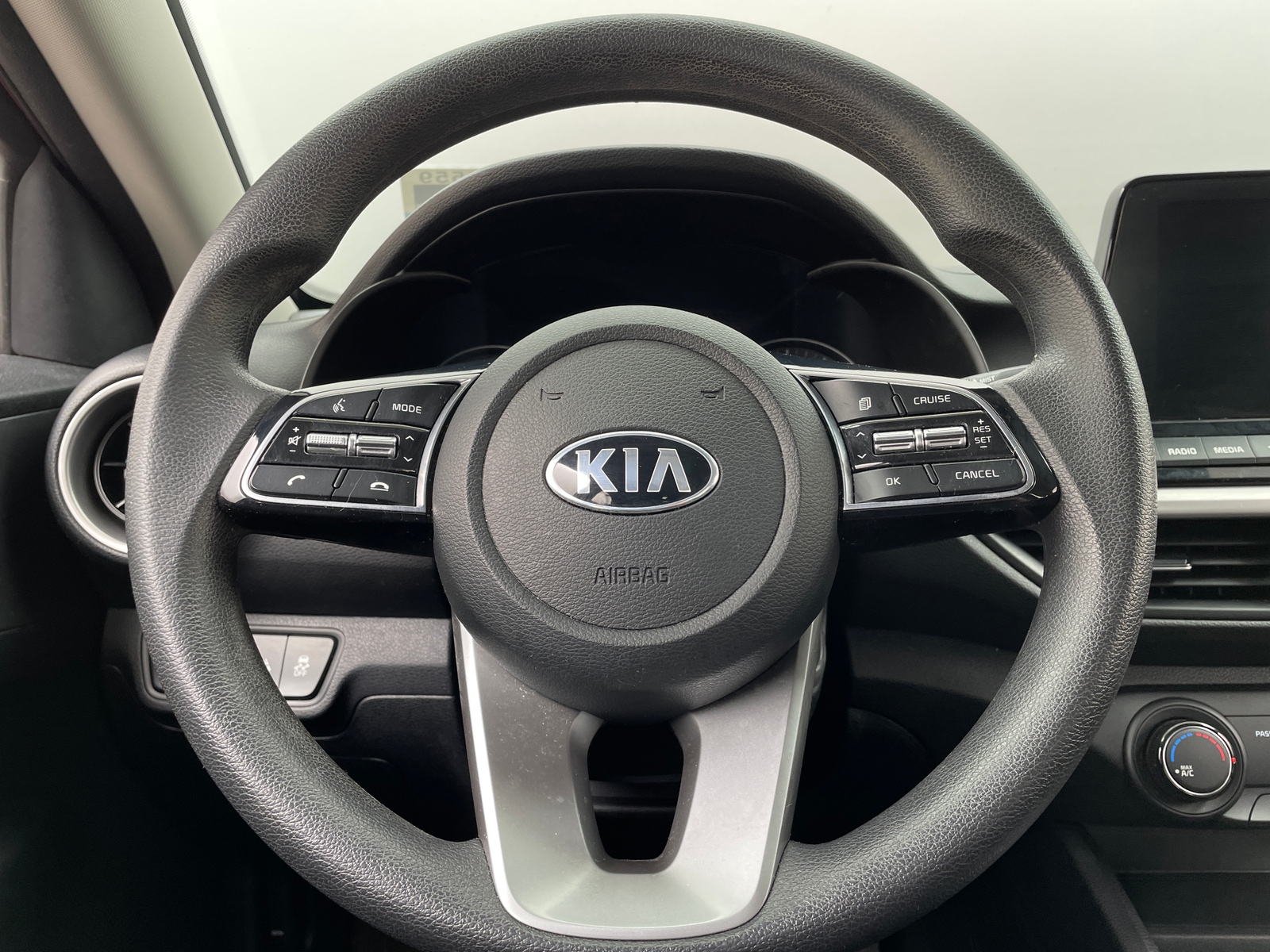 Thumbnail: 2020 Kia Forte - 5