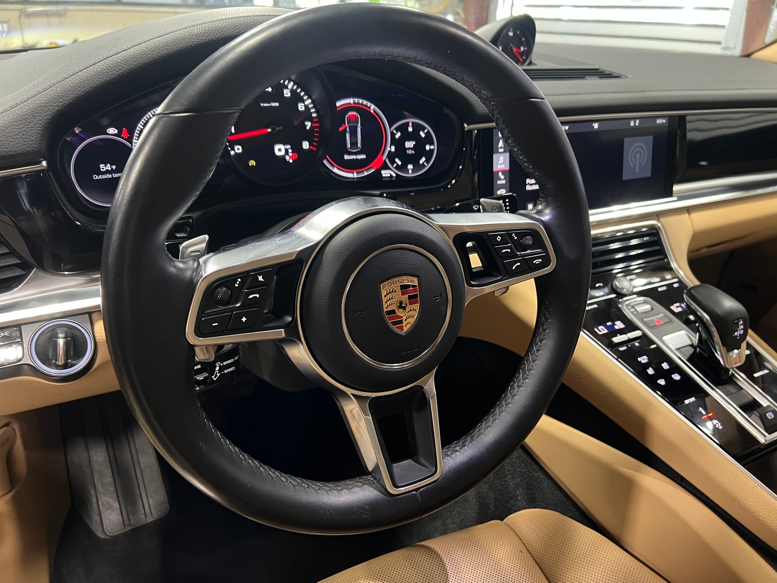 Thumbnail: 2019 Porsche Panamera - 4