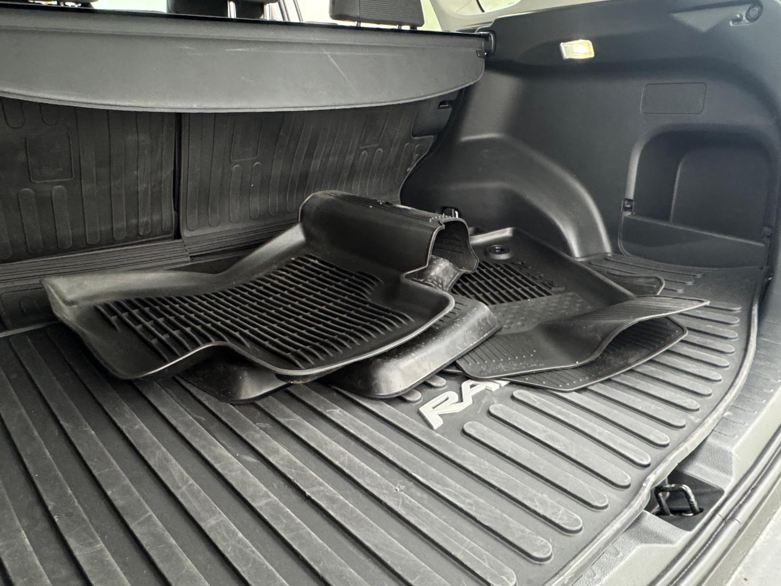 Thumbnail: 2025 Toyota RAV4 - 7