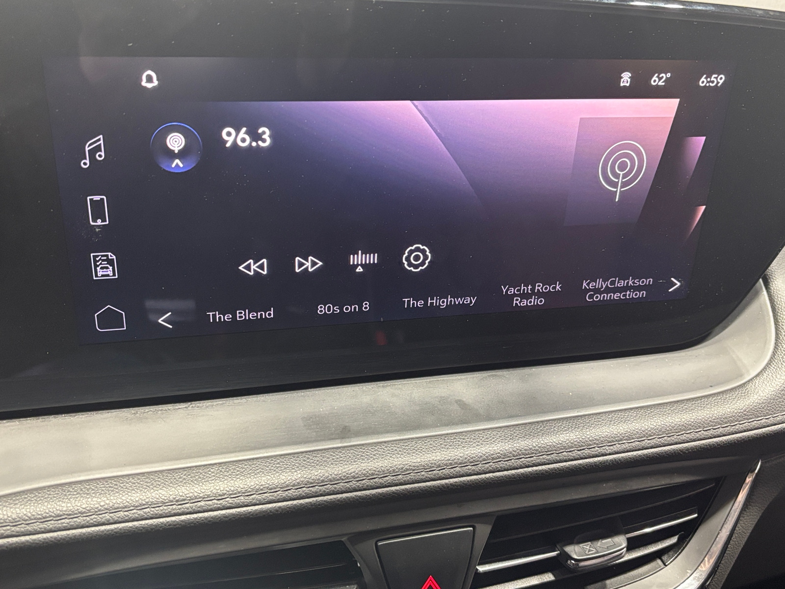 Thumbnail: 2025 Buick Encore GX - 4